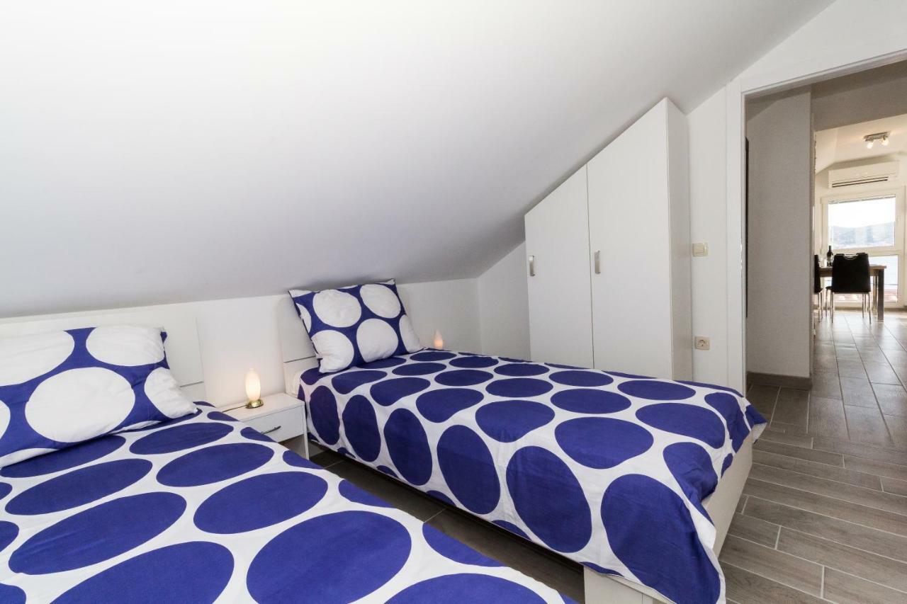 New Apartment Joly Sea View Биоград на Мору Екстериор снимка