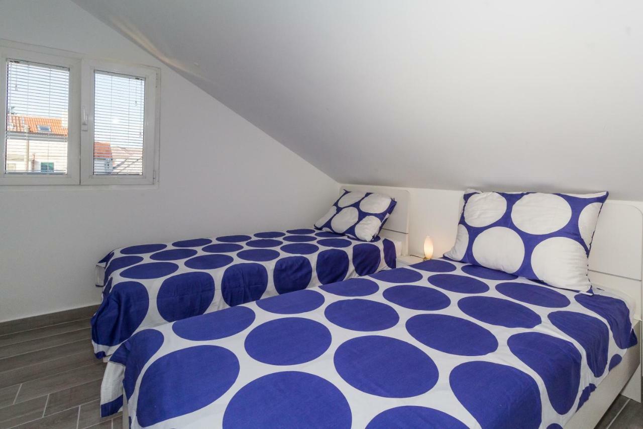 New Apartment Joly Sea View Биоград на Мору Екстериор снимка