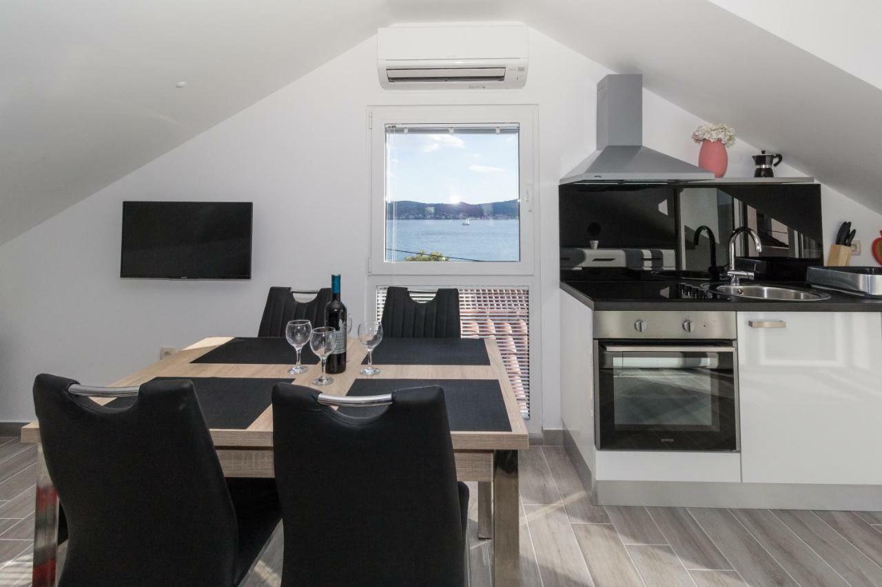 New Apartment Joly Sea View Биоград на Мору Екстериор снимка